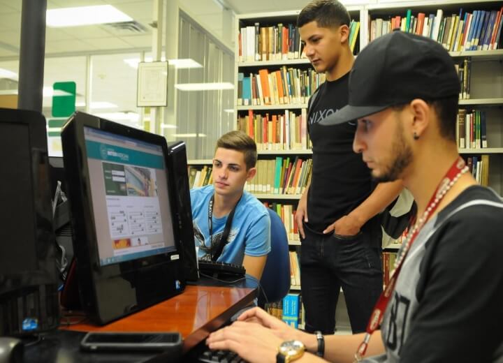 Educación, Ciencias Sociales y Estudios Humanísticos